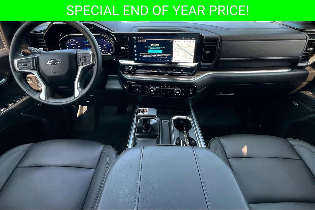 Used 2025 Chevrolet Silverado 1500 RST w/ Dark Appearance Package image 8