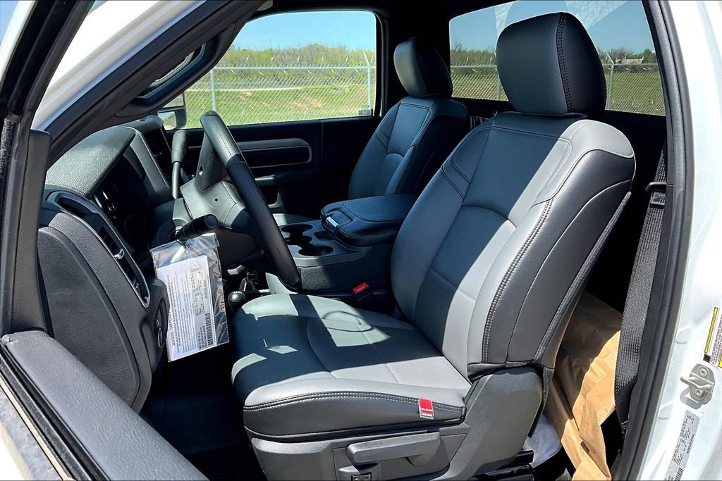 New 2024 RAM 3500 Tradesman image 19