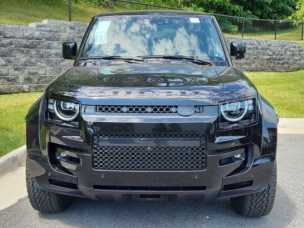 New 2026 Land Rover Defender 110 OCTA AWD/4WD image 8