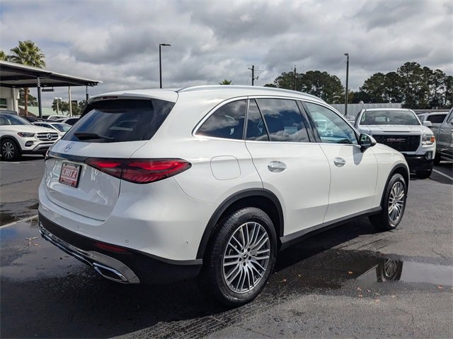 Used 2025 Mercedes-Benz GLC 300 image 5