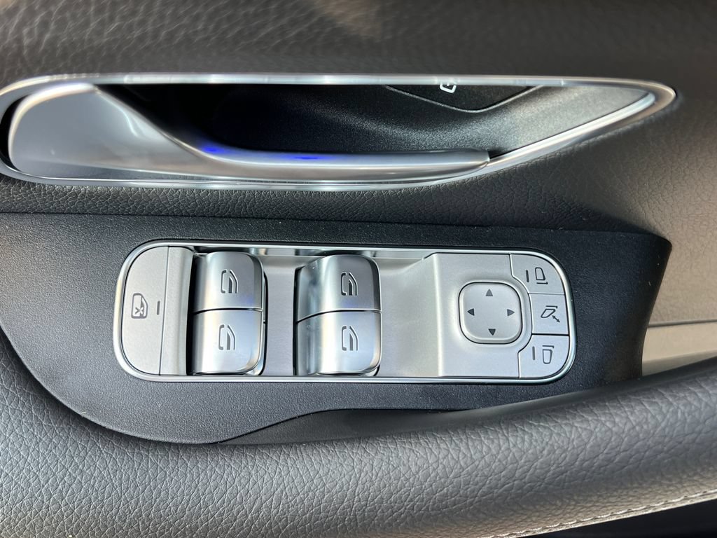 New 2026 Mercedes-Benz GLS 450 4MATIC image 11