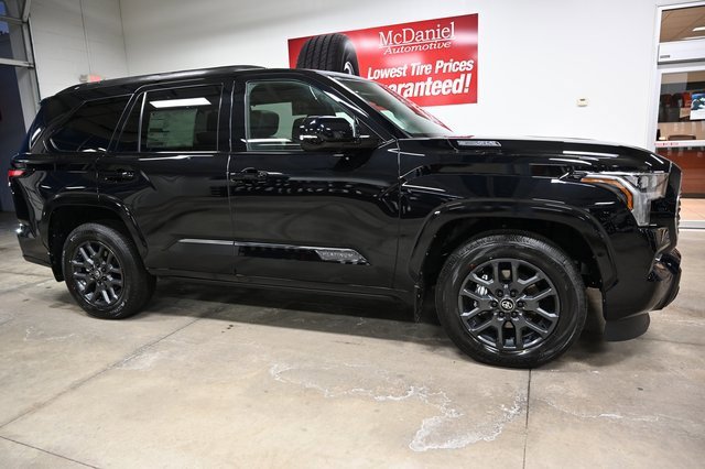 New 2026 Toyota Sequoia Platinum image 4