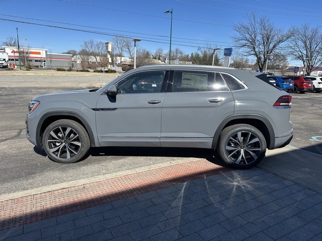 New 2025 Volkswagen Atlas Cross Sport SEL Premium R-Line image 4