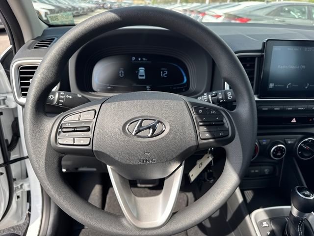 New 2026 Hyundai Venue SE FWD image 16