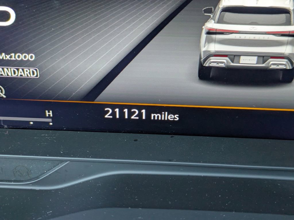 Certified 2025 INFINITI QX60 Luxe image 33