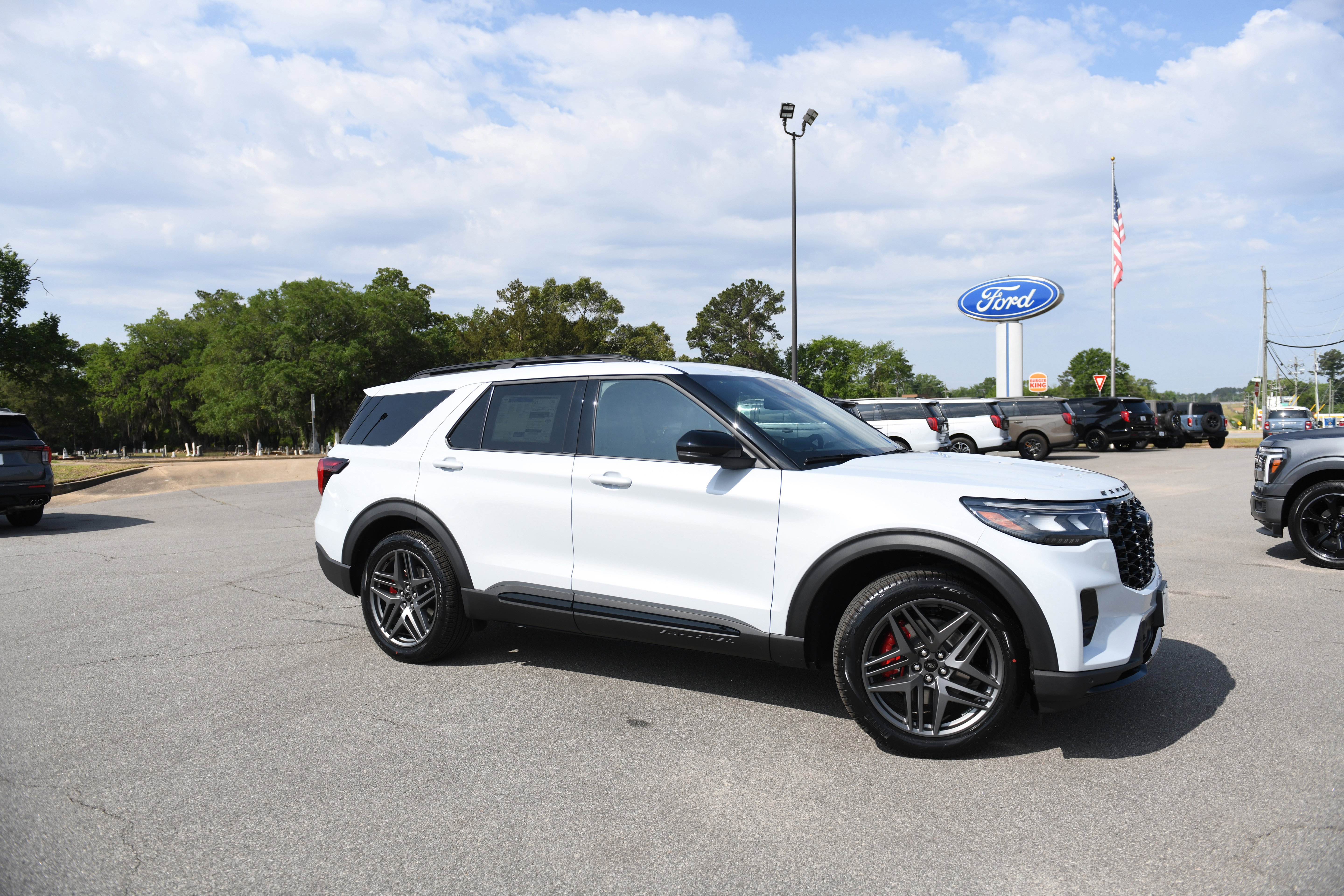 New 2026 Ford Explorer ST RWD image 2