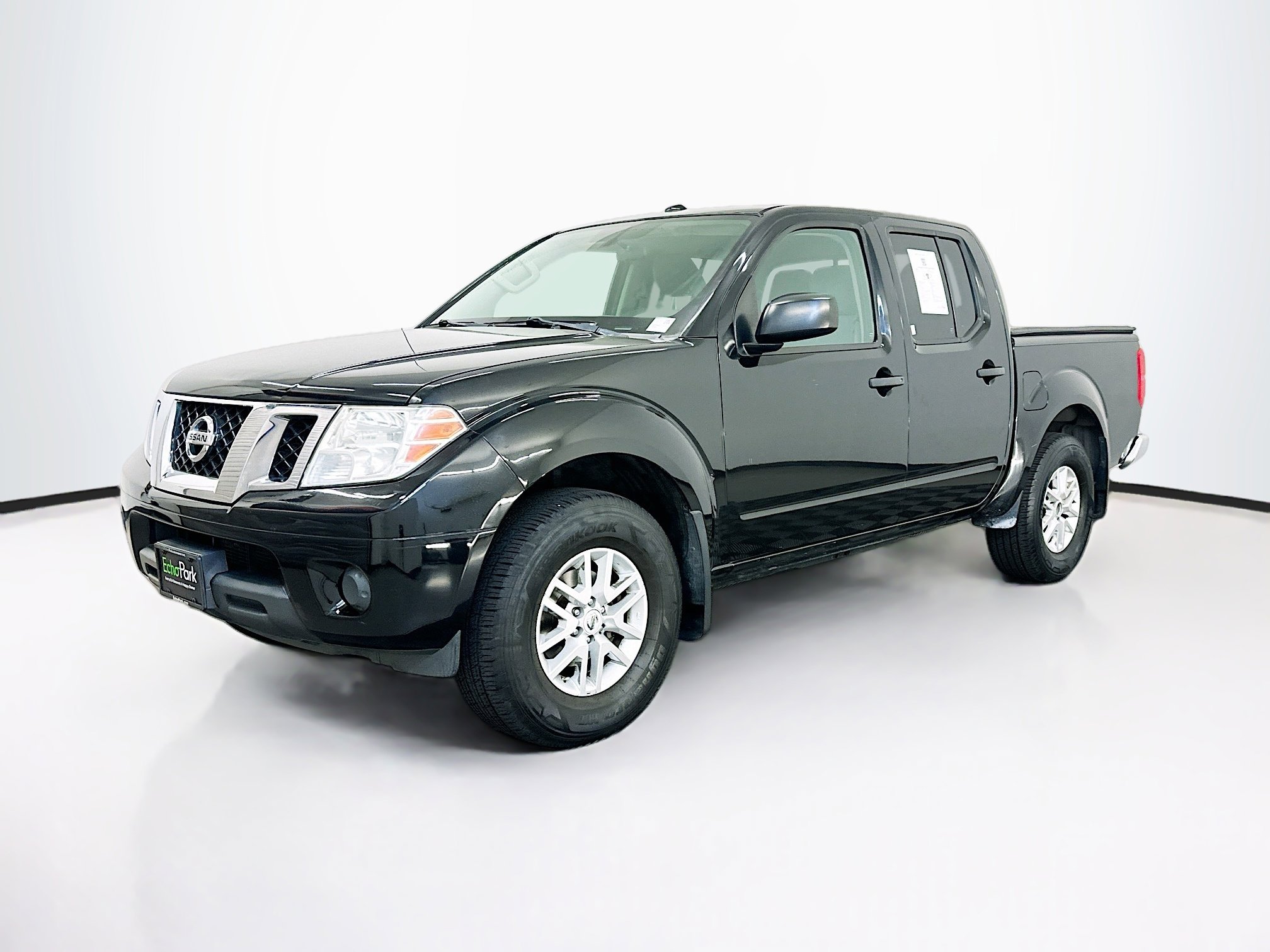 Used 2018 Nissan Frontier SV AWD/4WD image 3