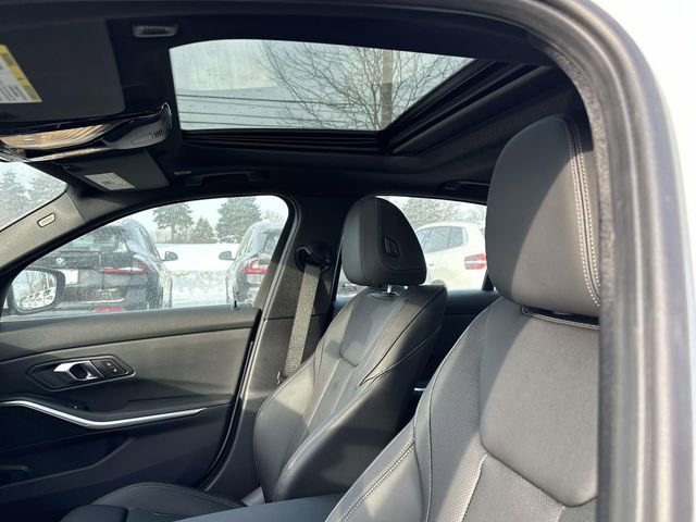 New 2026 BMW 330i xDrive 330i xDrive w/ Premium Package image 14