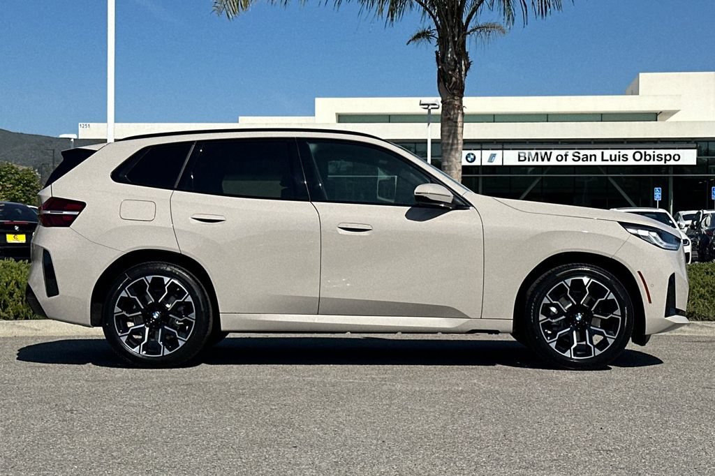 New 2026 BMW X3 xDrive30i w/ M Sport Package AWD/4WD image 2