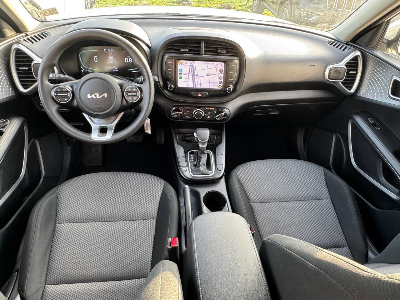 Used 2024 Kia Soul LX w/ Option Group 015 image 15