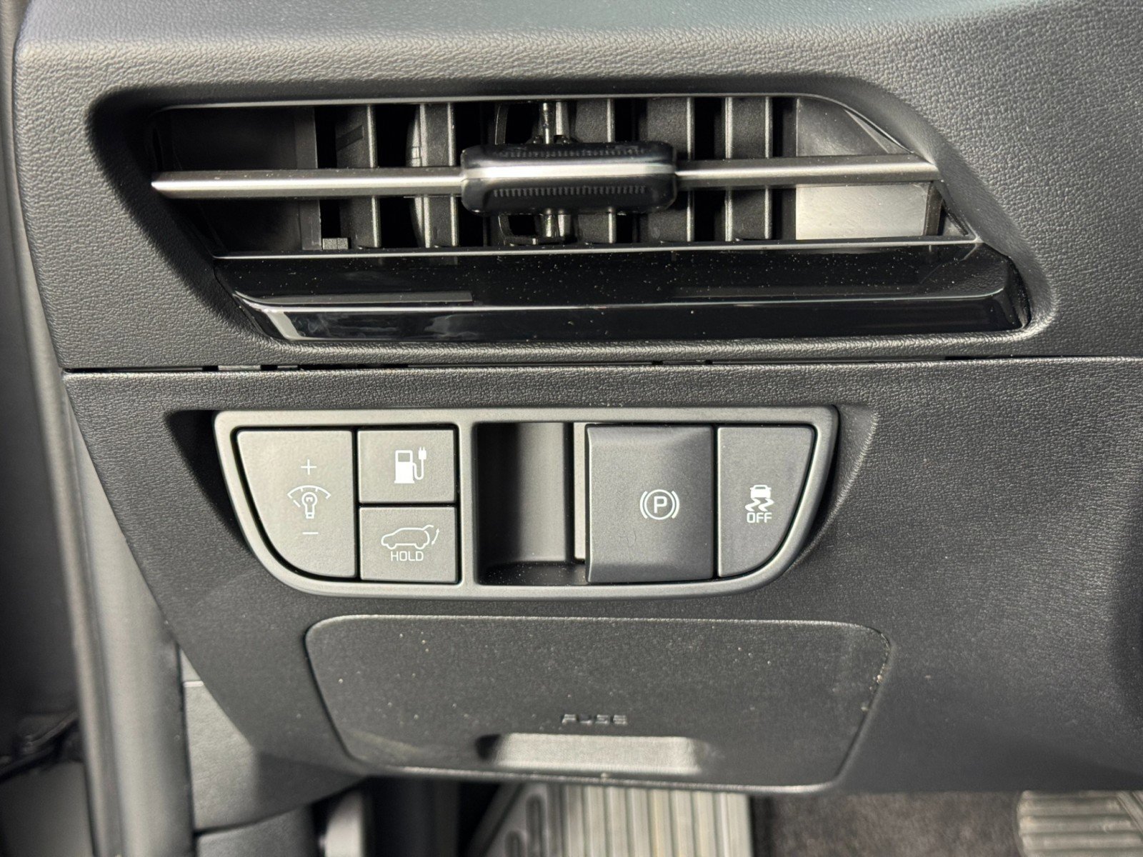 Used 2023 Kia EV6 Wind w/ Wind Technology Package image 17