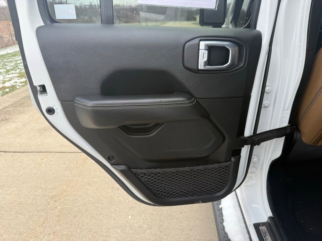 Used 2021 Jeep Wrangler Unlimited Sahara w/ Cold Weather Group image 14