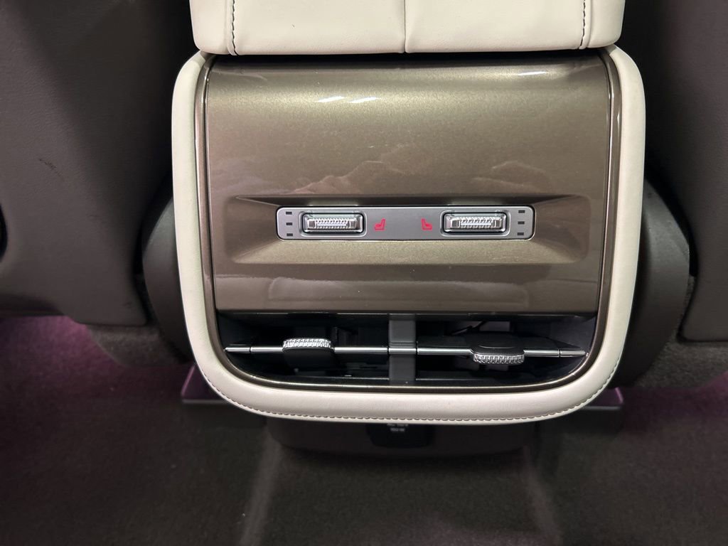 New 2026 Lincoln Nautilus Black Label w/ Jet Appearance Package image 32