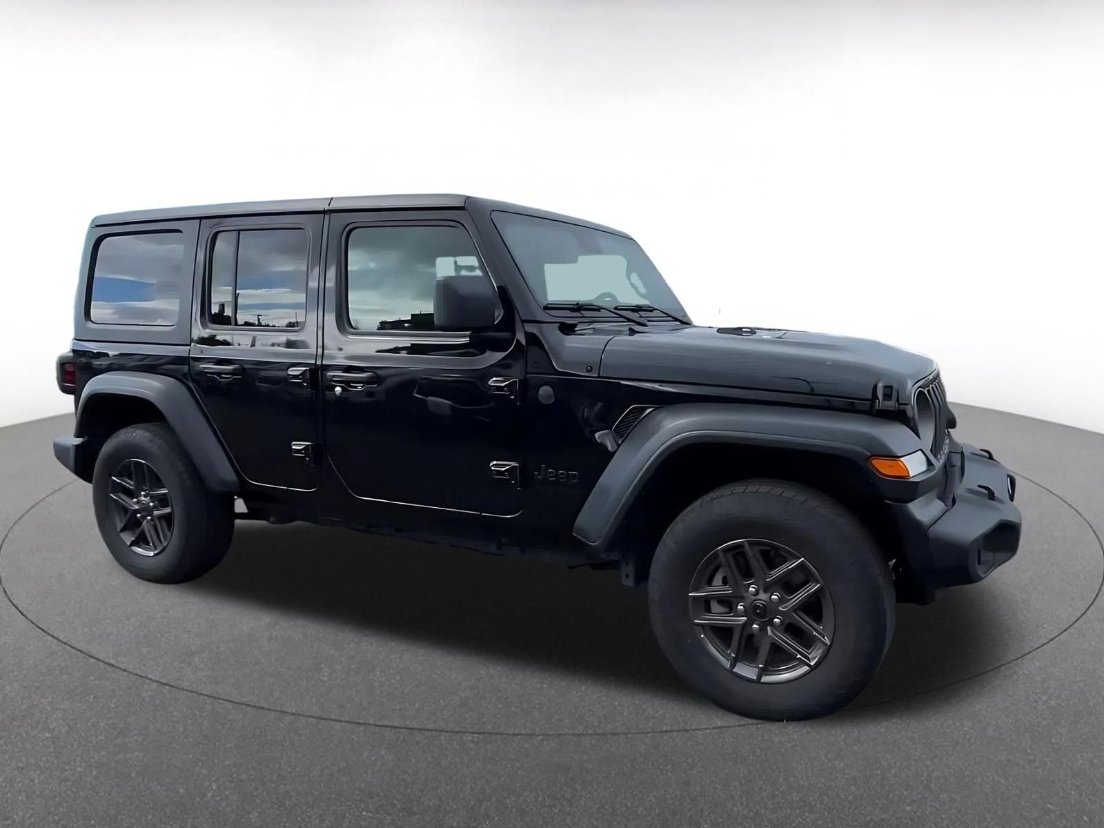 Used 2025 Jeep Wrangler Unlimited Sport AWD/4WD image 16
