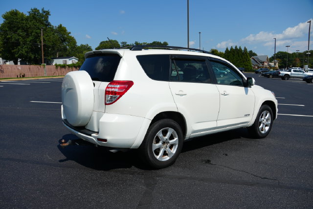 Used 2010 Toyota RAV4 Limited FWD image 7