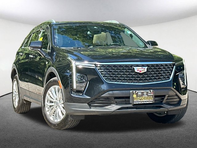 Certified 2024 Cadillac XT4 Luxury w/ Cold Weather Package AWD/4WD image 42