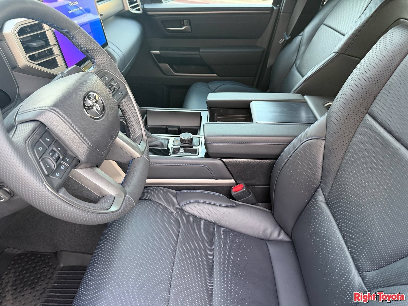 New 2026 Toyota Tundra Platinum w/ TRD Off-Road Package AWD/4WD image 15