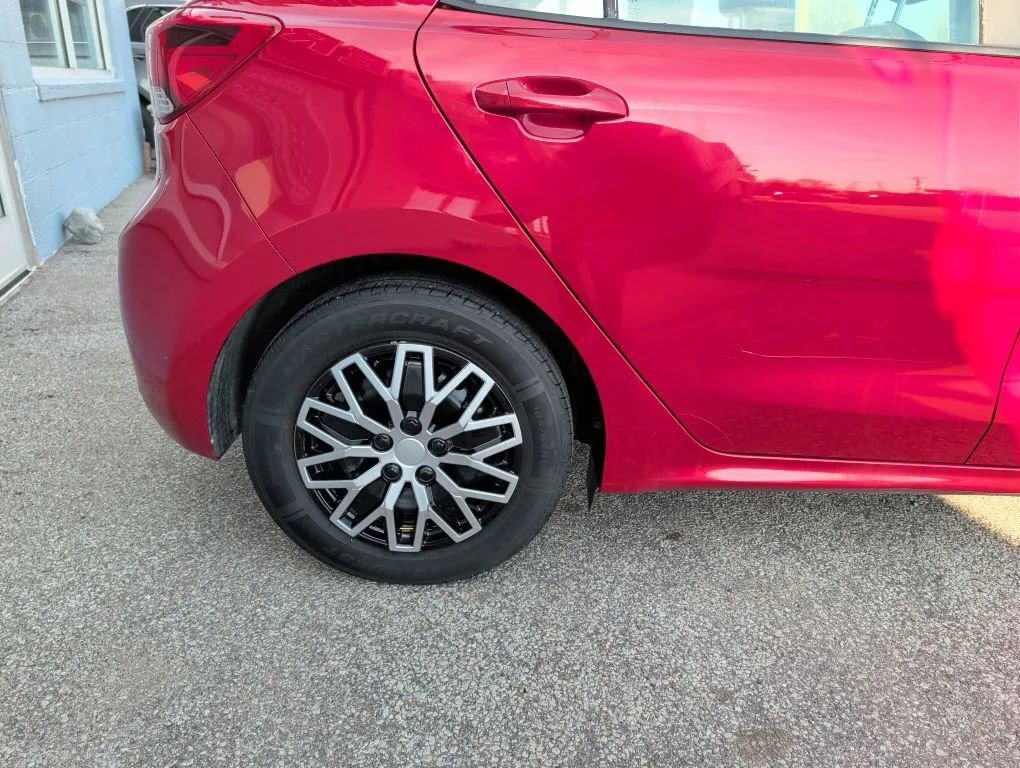 Used 2018 Kia Rio S image 12