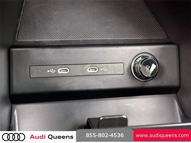 Used 2025 Audi Q4 e-tron Premium Plus w/ Premium Plus image 26