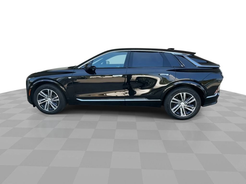 Certified 2024 Cadillac Lyriq Luxury AWD/4WD image 5