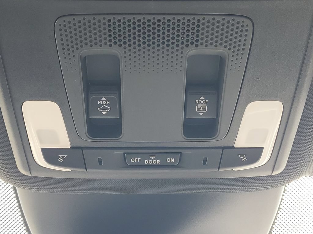 Certified 2025 Honda Pilot TrailSport image 33