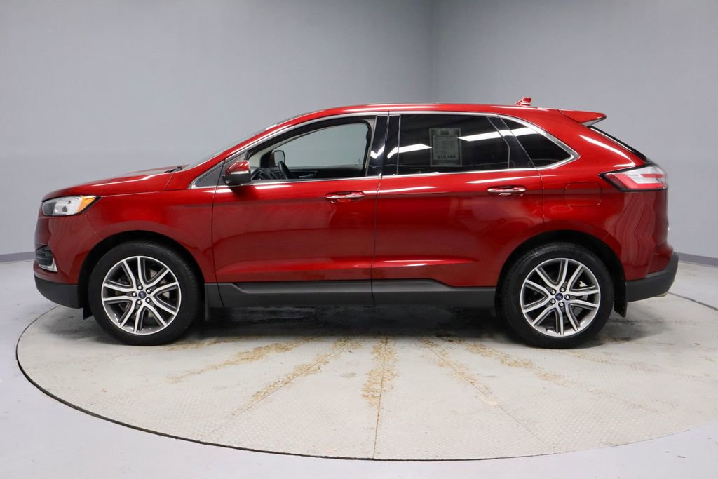 Certified 2019 Ford Edge Titanium w/ Cold Weather Package image 9