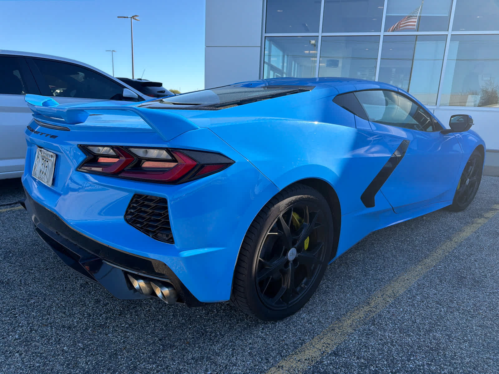 Used 2022 Chevrolet Corvette Stingray Preferred Cpe w/ Z51 Performance Package RWD image 4