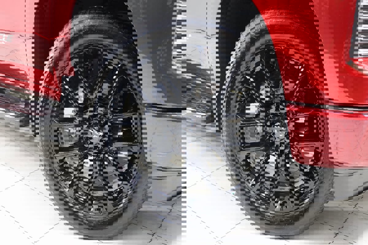 Used 2024 Chevrolet Silverado 1500 RST w/ Convenience Package II image 13