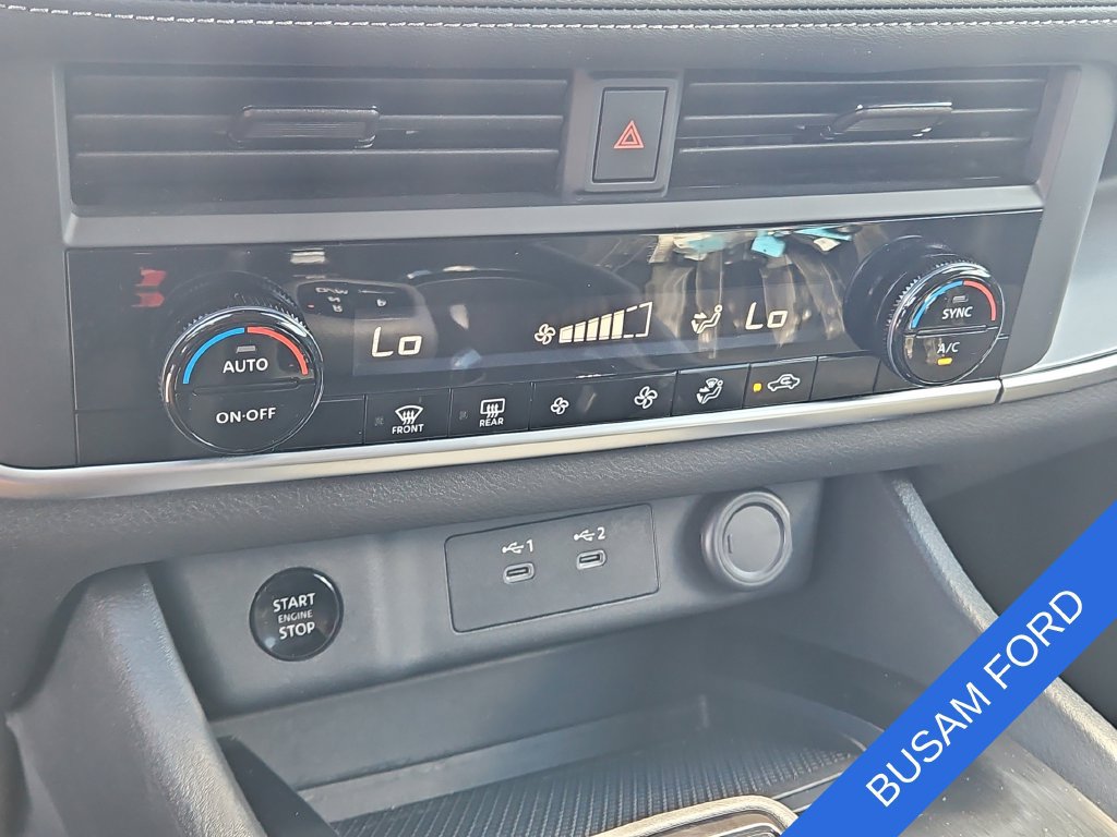 Used 2026 Nissan Rogue SV FWD image 26