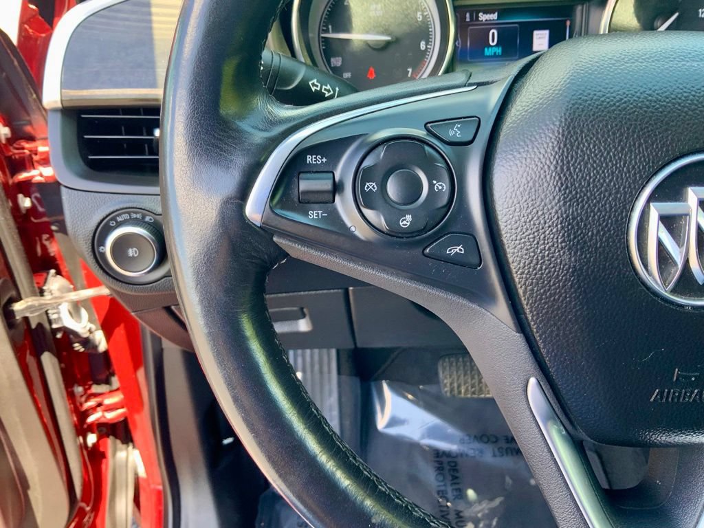 Used 2020 Buick Envision Essence FWD image 21