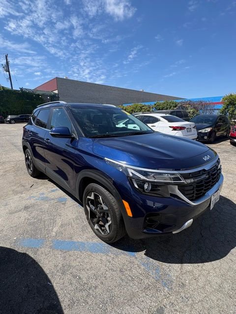 Certified 2024 Kia Seltos EX FWD image 6