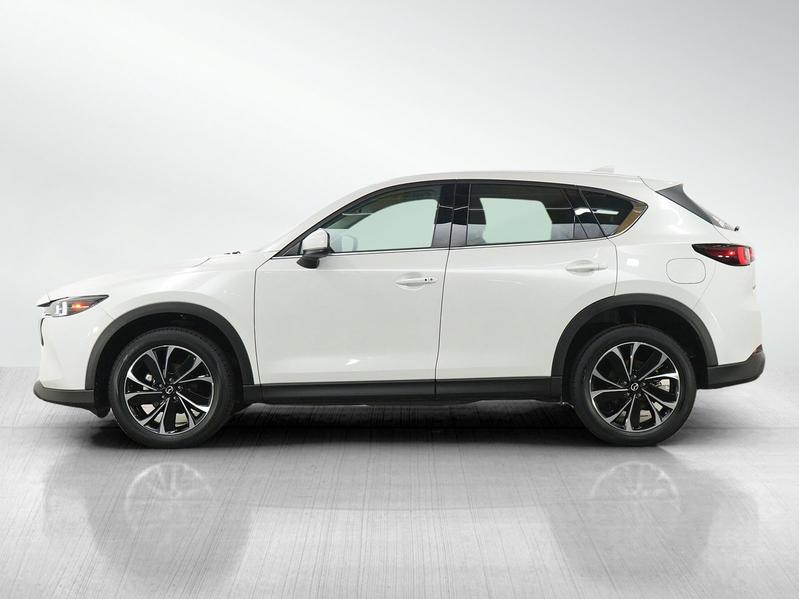 Used 2023 MAZDA CX-5 AWD 2.5 S w/ Premium Package image 2