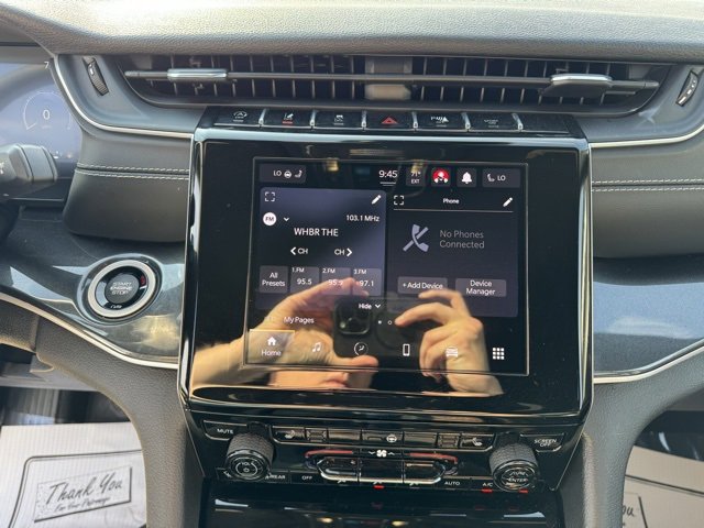 Used 2023 Jeep Grand Cherokee L Altitude image 15