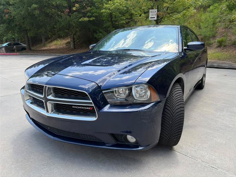 Used 2013 Dodge Charger SXT Plus RWD image 3