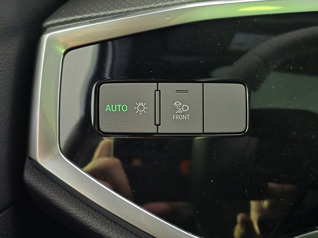 New 2025 Audi Q3 2.0T Premium Plus image 24