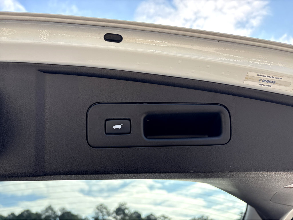 Used 2018 Acura MDX SH-AWD w/ Advance Package image 35