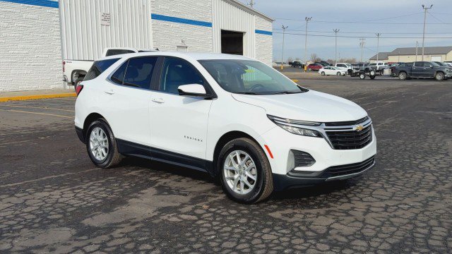 Certified 2024 Chevrolet Equinox LT image 2