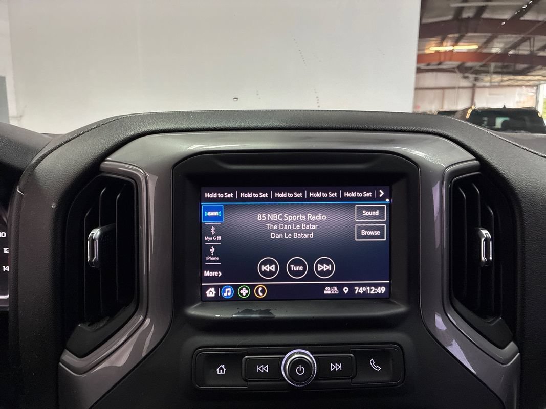 Used 2021 Chevrolet Silverado 1500 Custom w/ Safety Confidence Package AWD/4WD image 14