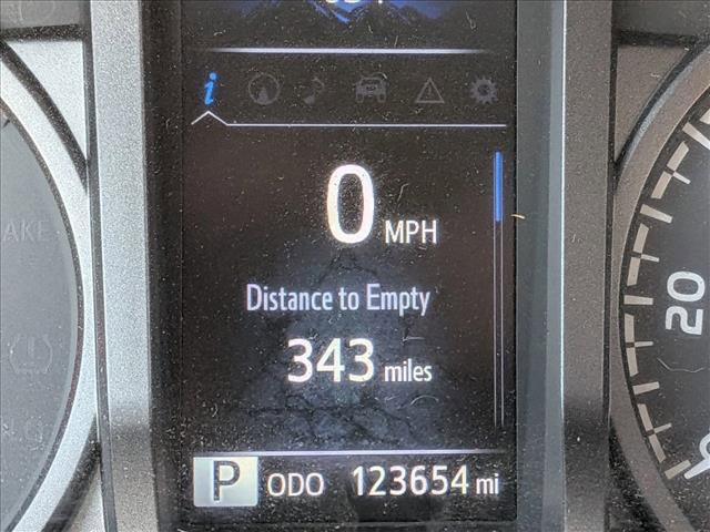 Used 2017 Toyota Tacoma TRD Off-Road w/ Tow Package (A/T) image 10