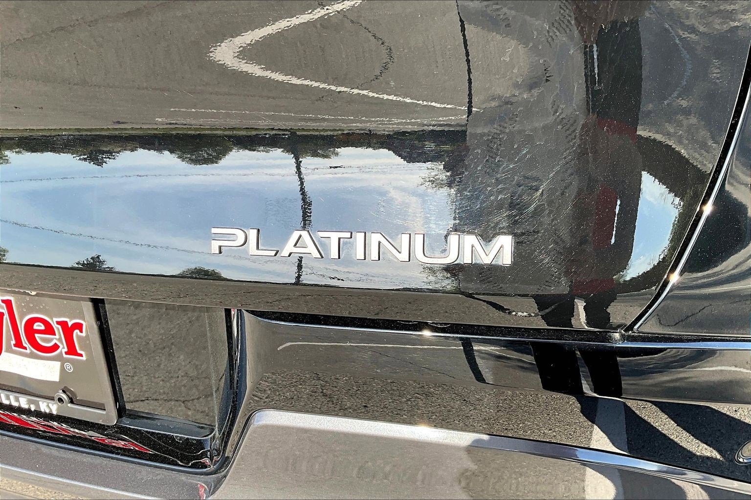 Used 2025 Nissan Murano Platinum w/ Cargo Package image 24