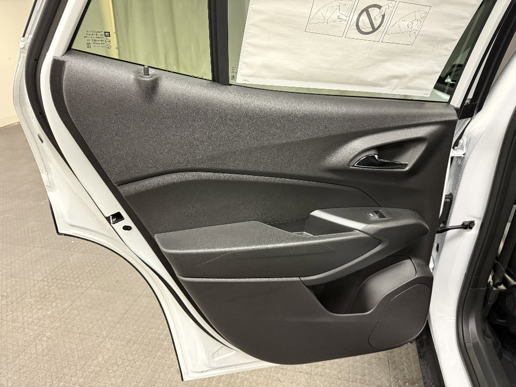 New 2026 Chevrolet Trax LT w/ LT Convenience Package image 22