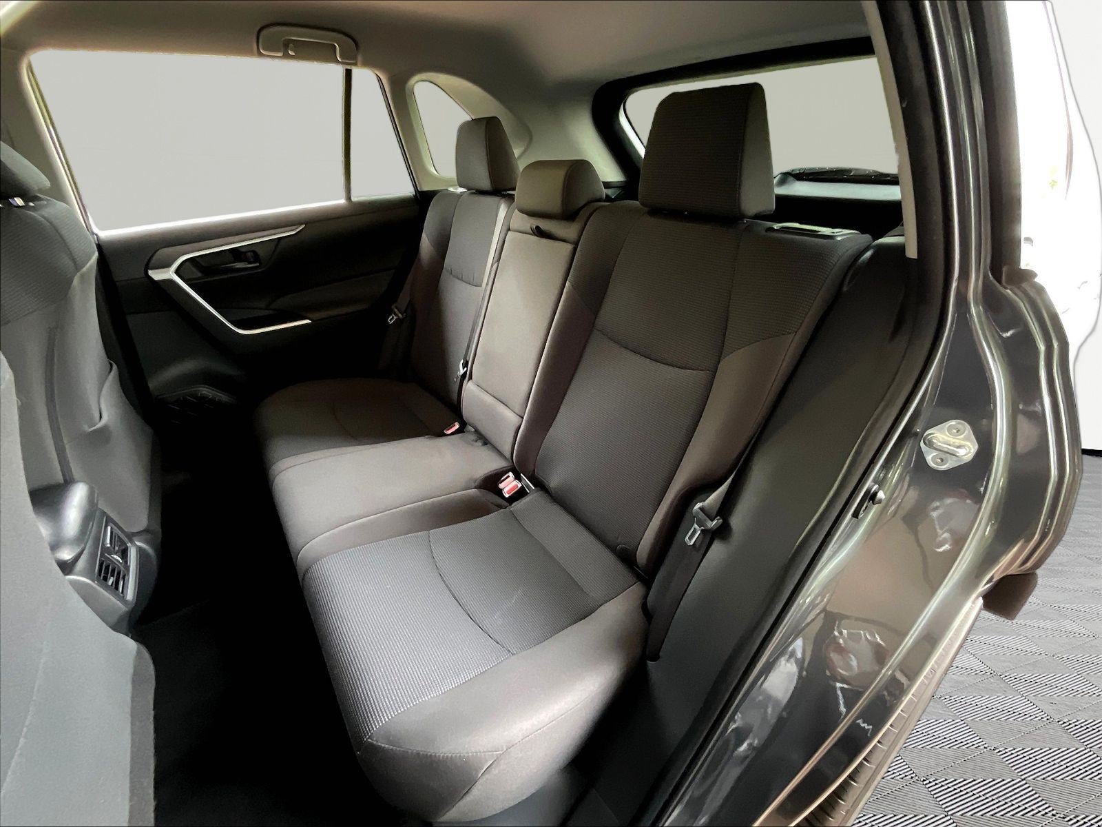 Used 2023 Toyota RAV4 LE FWD image 22