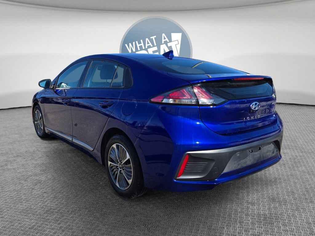 Used 2022 Hyundai Ioniq SE image 6