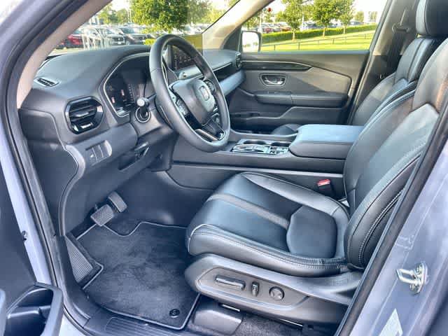 Certified 2026 Honda Pilot EX-L image 3