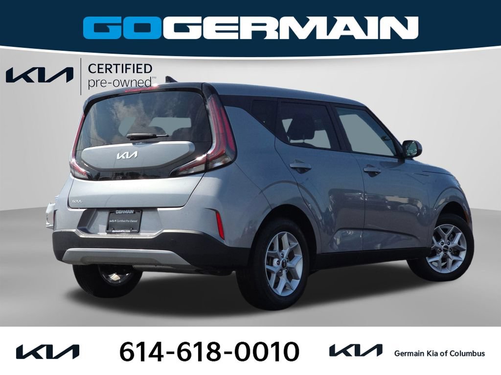 Certified 2025 Kia Soul LX w/ LX Technology Package FWD image 8