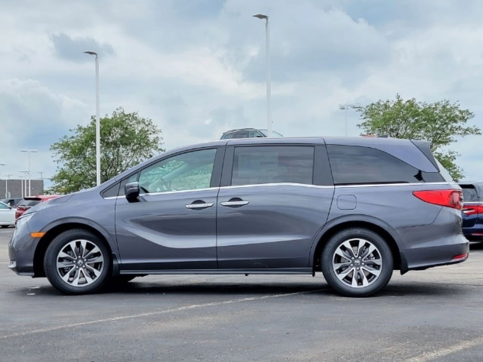 Used 2024 Honda Odyssey EX-L image 5