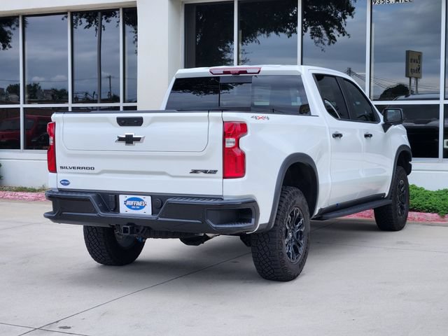 Used 2026 Chevrolet Silverado 1500 ZR2 w/ Dark Appearance Package AWD/4WD image 7