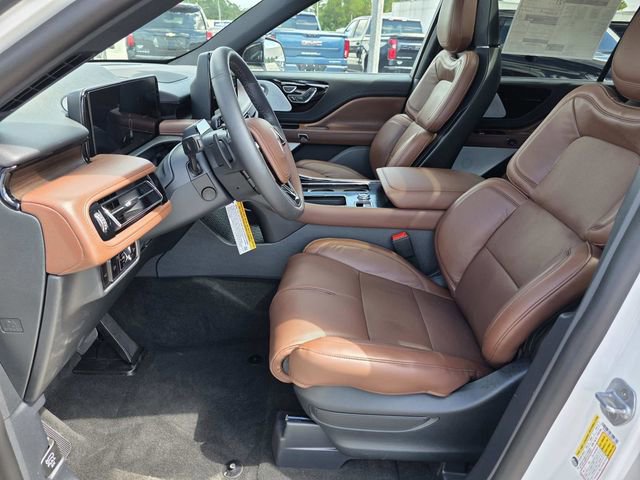 New 2025 Lincoln Aviator Reserve image 7