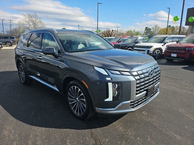 Used 2025 Hyundai Palisade Calligraphy image 4