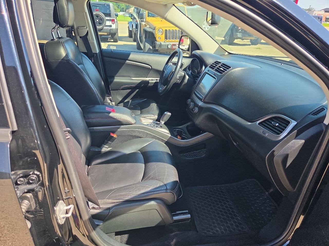 Used 2016 Dodge Journey Crossroad AWD/4WD image 14